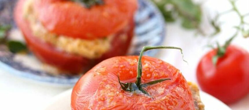 Tomates farcies persillade, mozarelle et jambon blanc