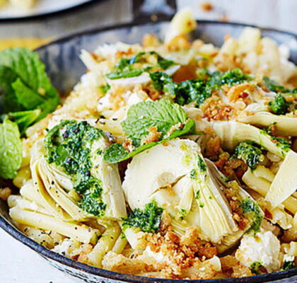 Macaroni with Purple Artichokes and Pesto