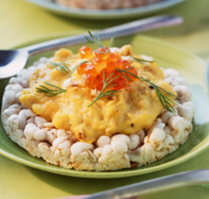 Scrambled Eggs on Puffed Rice